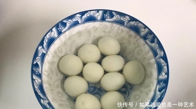 吃了这么多年汤圆,这做法第一次,巧克力中一滚,比冰淇淋还好吃