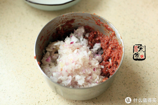 绞肉机|吃不够的牛肉饼，20元成本做9个，喷香多汁皮薄如纸！