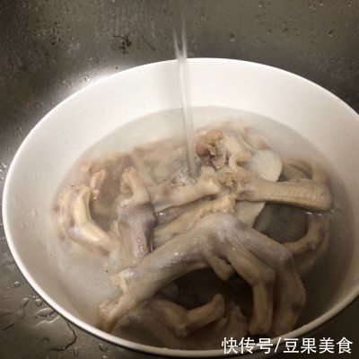 鸭掌|秒杀餐厅大厨，正宗周黑鸭（鸭掌）自己在家做
