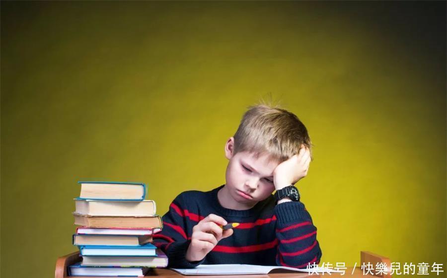 作业完不成,该熬夜写还是晨起补?看学霸如何应对