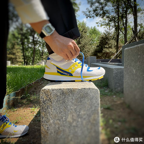 配色|Sneaker 篇一百一十八：Saucony Azura OG和Grid 8500开箱