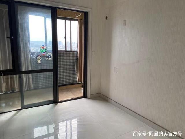 嵊州市|浙江省绍兴市一89平房产拍卖,以97万元成交,这房值么