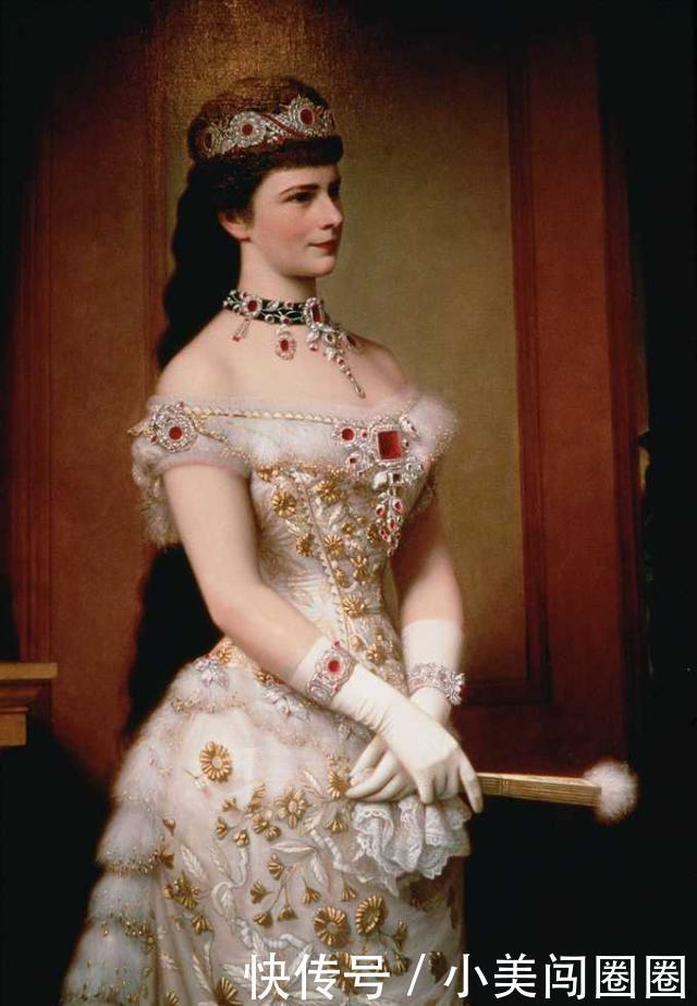 厘米|历史上的茜茜公主身高1米72，腰围仅45厘米，怀孕后体重仍不过百