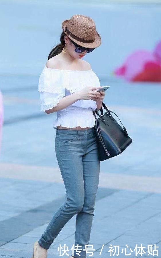 身姿|街拍:个性时尚的美女,身姿丰腴得体好看又时尚!