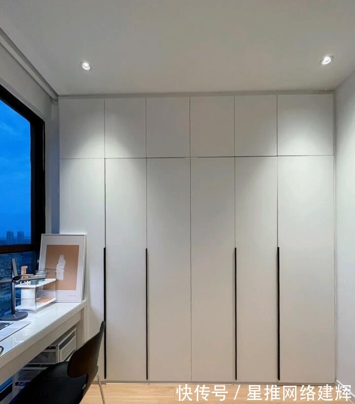 晾衣杆|年轻小夫妻的“穷装”新家,干净整洁,网友:“越简单,越幸福”