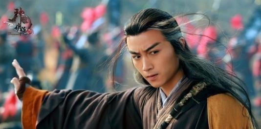 郭靖$金庸笔下最淡泊名利的人,实则是最虚伪之人,看这几件事就知道了