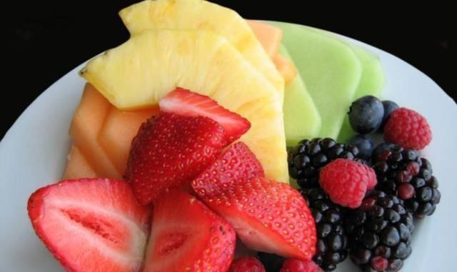 葡萄|孕期水果别乱吃,为了胎儿发育好,你要做到“3吃、3不吃”