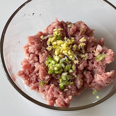 里脊肉|六月黄蒸里脊肉