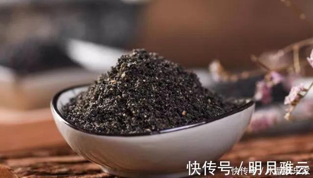 强身健体|天冷了,多吃这“三黑”,不仅头发长得又浓又密,而且气色很好