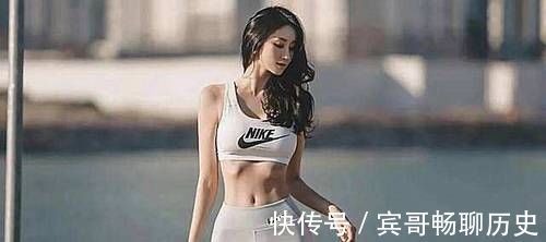 拉伸|180cm黄金腰臀比,初恋面容魔鬼身材,95后姑娘都这么美吗?