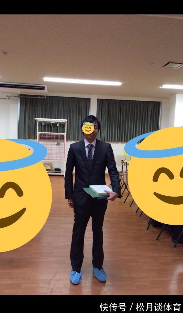 男性|日本小哥3年苦练化妆,效果惊艳如整容:男人不化妆很吃亏