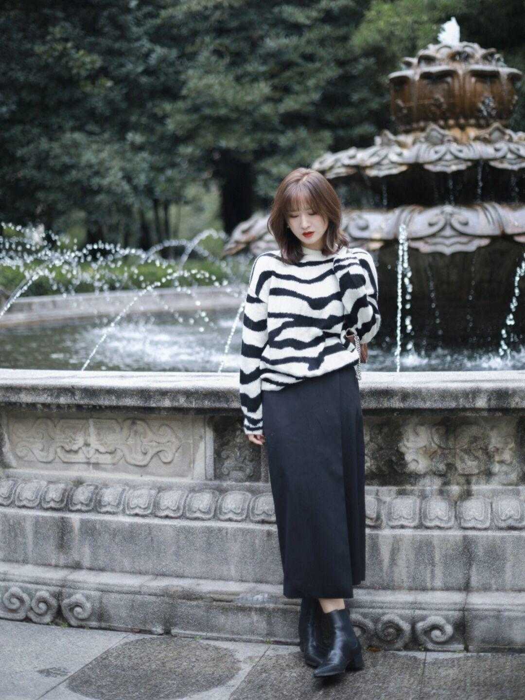 很难看 秋冬的半裙怎么穿?这些搭配方式高级优雅又好看,让你气质翻倍