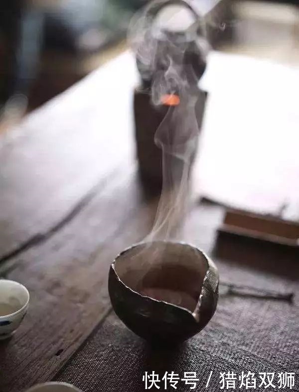 煮雪烹茶，待春来