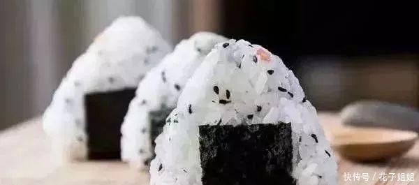 剩米饭这些做法简直太美味了,我恨不得一次吃下十碗