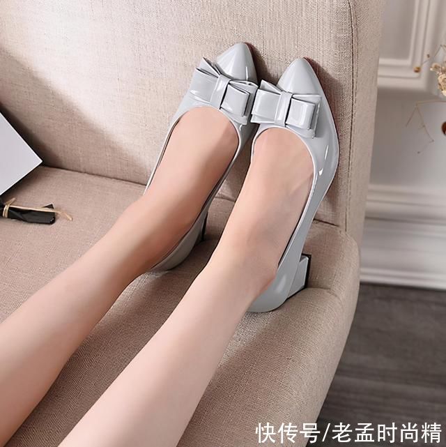 尖头|尖头浅口单鞋，穿出都市丽人的感觉