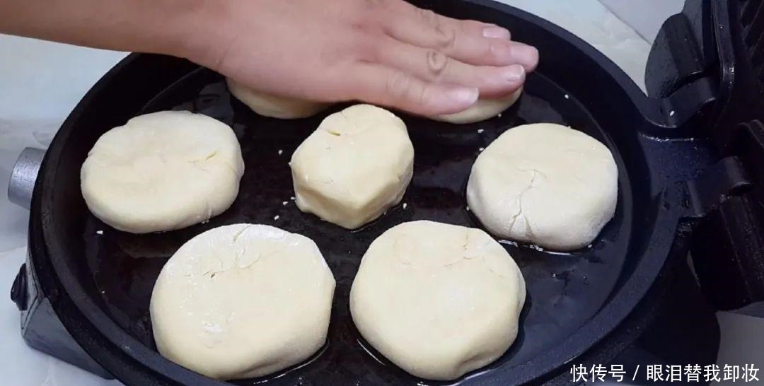 面包|烧饼这样做才过瘾,加2根山药,比面包油条还香,真的太好吃了