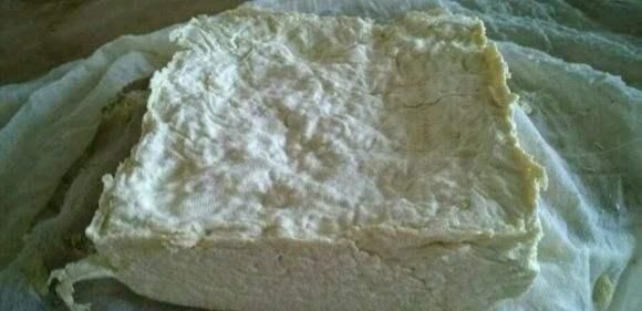 豆腐|喜欢吃豆腐的人,要少买这“3种”,做菜营养一般,还可能不卫生