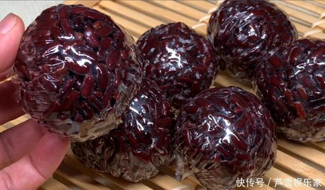 冬天,少吃水果多吃红豆,一次煮好放冰箱,随吃随拿,真省事