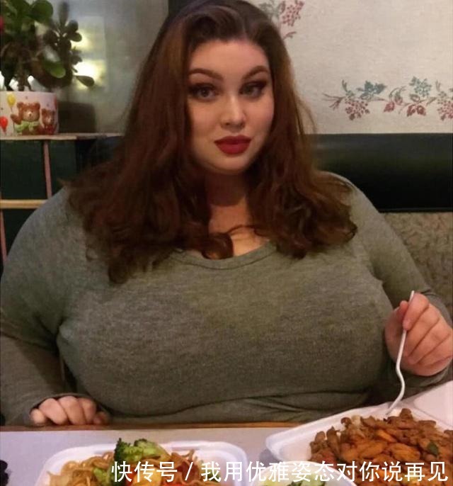 厌食症|300多斤胖妞大吃大喝，想要胖到500斤，粉丝提供食物！