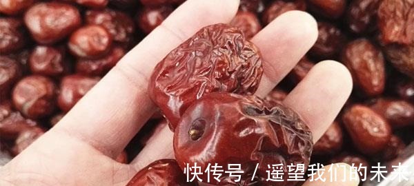 芹菜|女人内分泌失调怎么办常做2事，喝2水，把内分泌拉回“正轨”！