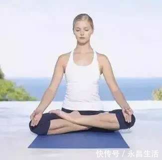 双盘|盘腿好处多，每天坚持20分钟，70岁登山如小伙，外国人都在练！