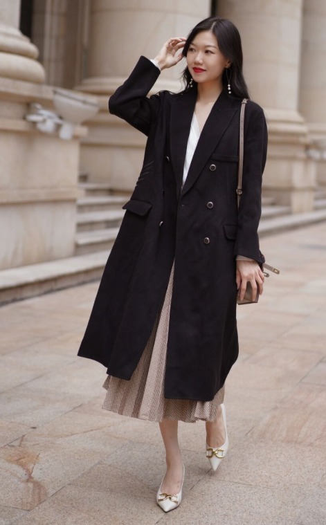 搭配 冬天大衣要怎么穿才高级?从款式和搭配入手,让你轻松美出新高度