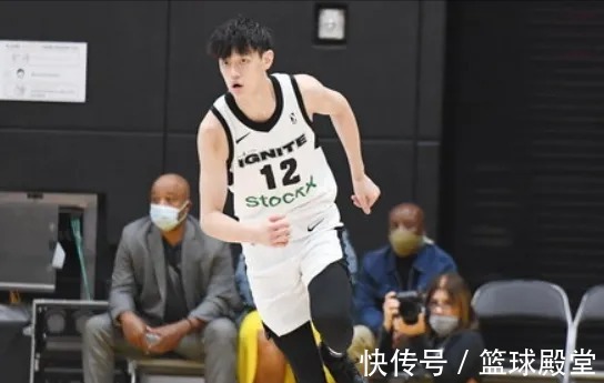 杜锋|4消息！赵睿缺辽粤，曾凡博筹备选秀，广东锁王潼，男篮退世预赛
