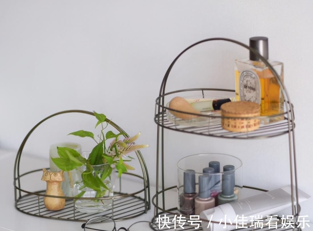 装饰物|日本主妇的“简约风”家居，布置精简，装饰朴素，这样的房间很美