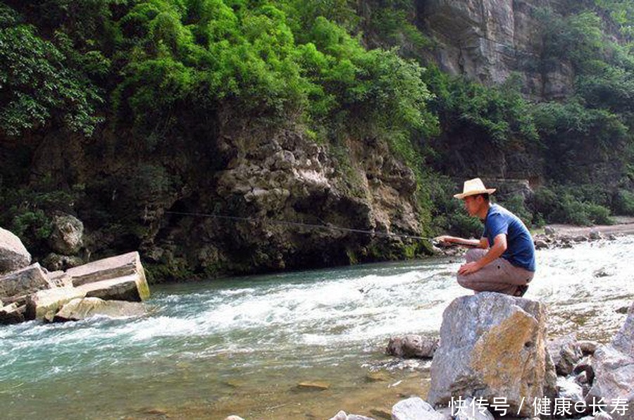  种地方|在水流很急的地方怎么钓鱼三种应对方式，不愁钓不到鱼