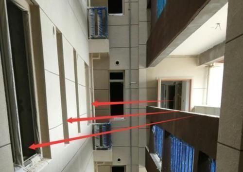 私密性|“1梯2户”和“2梯4户”使用面积竟差这么多!入住才明白就迟了