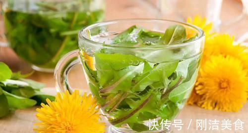 女性|女性想要远离乳腺疾病，少碰3物，做好3件事，乳房健康人舒服