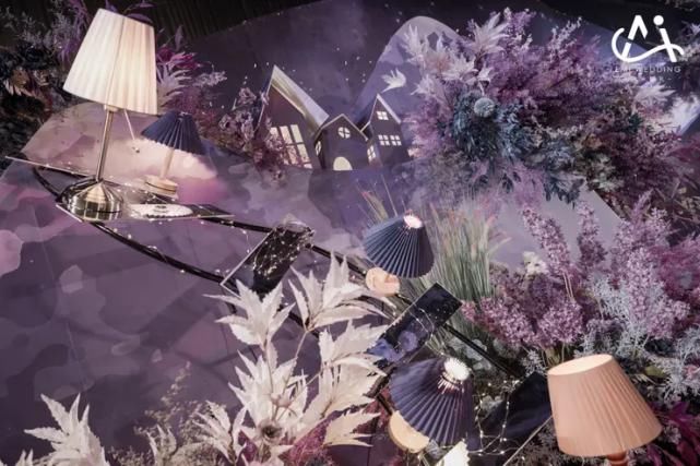 以月见草为设计灵感，打造一场富有诗性的紫色系婚礼