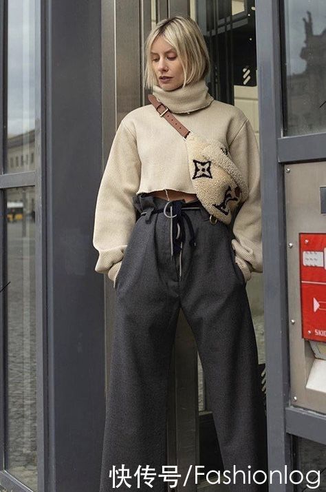 降温突袭，寒风中瑟瑟发抖？一件高领毛衣，时尚实用又百搭