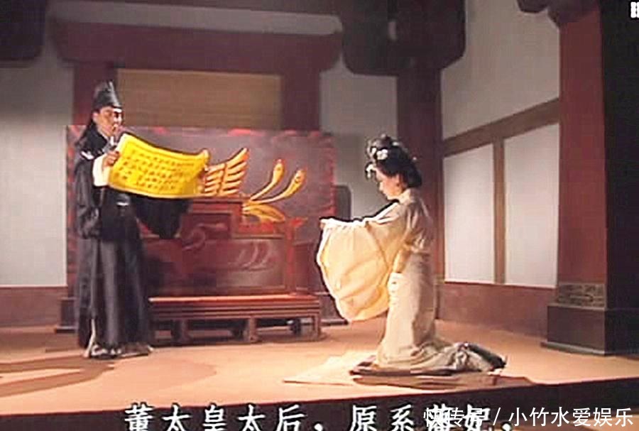 何进|如果东汉末的这三兄妹不倒台，刘备曹操孙权，有机会三足鼎立吗？