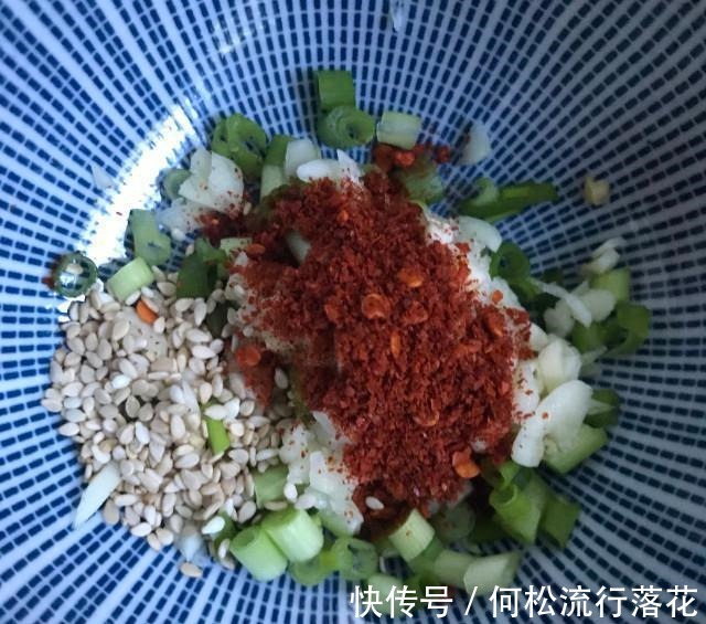 黑豆豆腐|蘸汁黑豆腐,低脂清爽,简直不要太好吃!