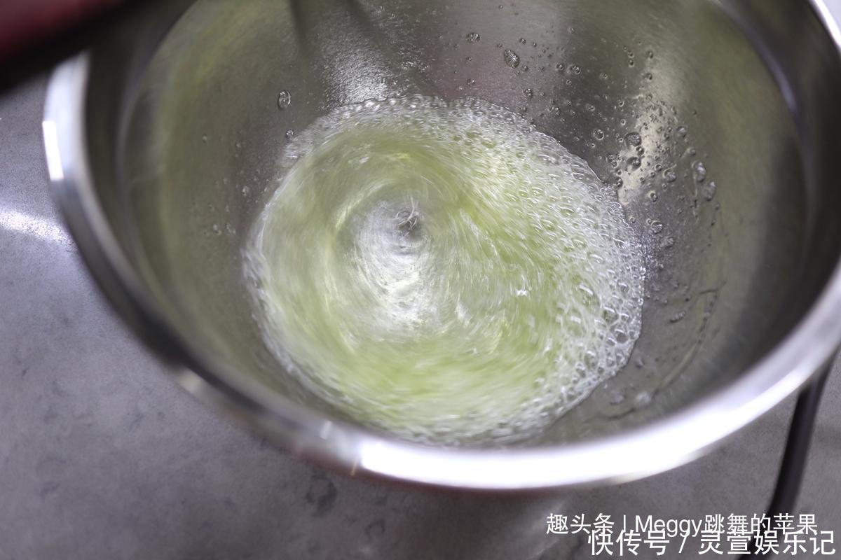 分钟|没有烤箱也能做出小甜点,3分钟出锅,酥脆香软,早餐零食吃不够