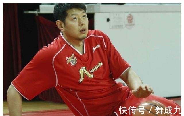 男篮|男篮莫科:因爱一夜白头,再婚也不忘前妻,深情终究抵不过现实