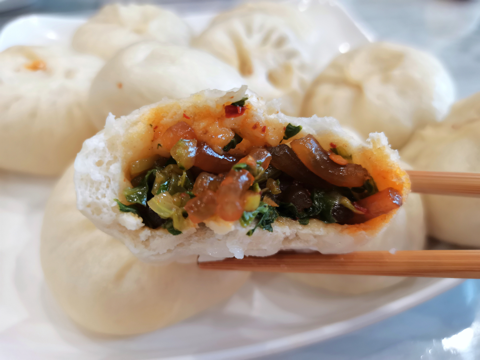 用这绿叶蔬菜包包子,还是第一次吃,味道鲜美,吃一次还想吃