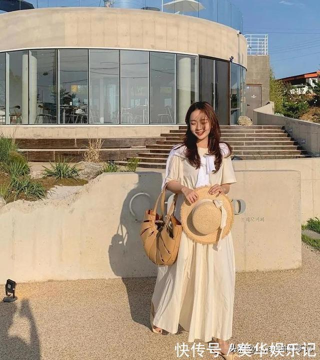 女衫|“露奶装”算什么?“渣女衫”才是撩人又时髦