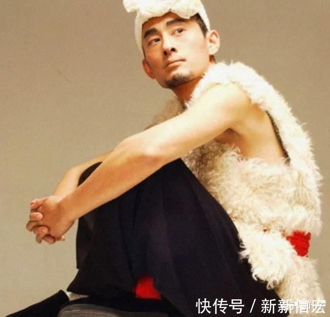 在借星光大道走红的阿宝，身份造假，现状悲惨