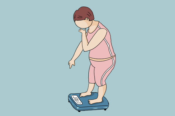 手部|女人四十岁后,体重保持在什么范围内,说明身材还不错