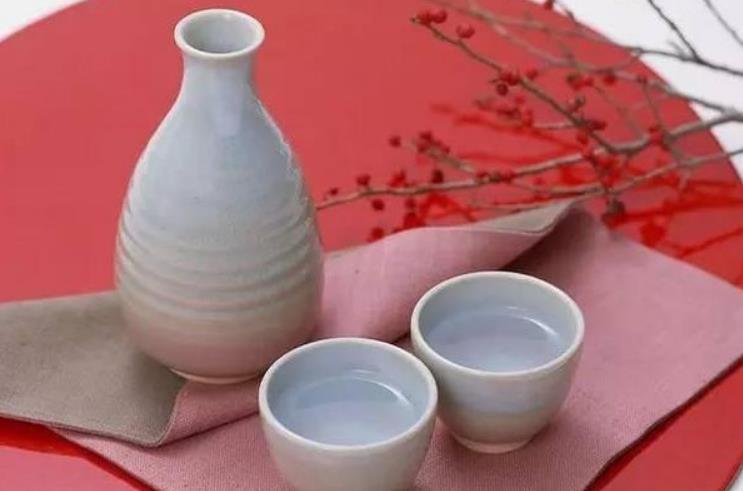 绿蚁|小学生读“绿蚁新醅酒”提出疑问,老师听完笑了,很多大人也不懂