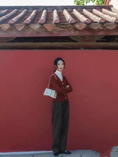 穿搭掌握这4种“色彩组合”，高级洋气显气色，精致女人都爱