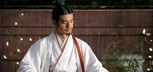 司马懿|司马懿一眼识破空城计，为何还是选择撤军？如今才知他大智若愚