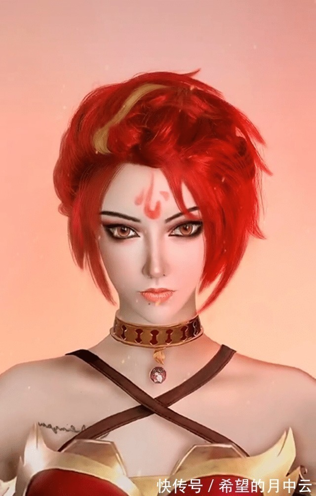 颜哥|斗罗十二美女经典cos!月华比比东超传神,阿银小舞如同动漫原版