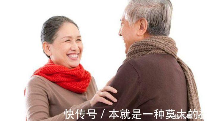 老两口|40年前选择''丁克''的夫妻，如今晚年生活咋样？网友：唏嘘不已