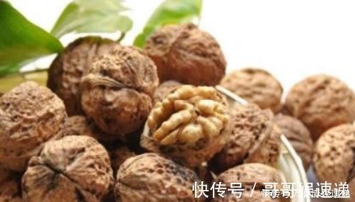 家人|经常吃核桃,身体差不了!但也要牢记“2个不”,快告诉家人!