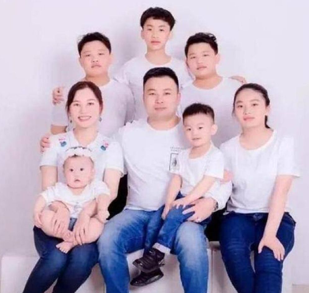 机器|女子生娃上瘾成“生娃机器”，13年生7个娃，称不能浪费好基因