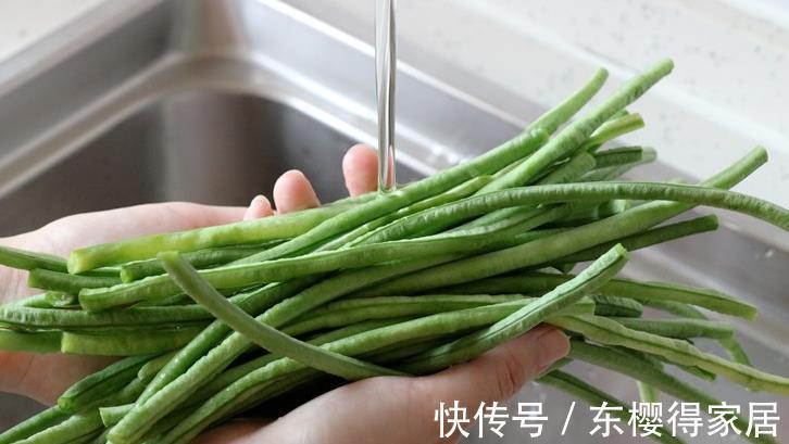 玉米粉|夏季要常吃豆角,教你简单做法,不炒不凉拌,顺应时节全家受益