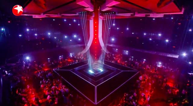 《追光吧》开播槽点不断，吴建豪周晓鸥舞美差，金星镜头全被删掉